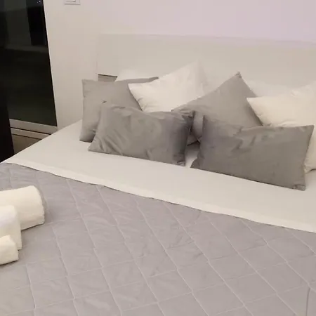 Dama3 Apartament *